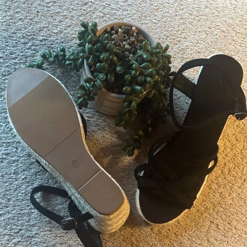 🆕 Elegant Black Women's Sandals